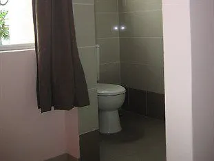 New Eastern Hotel Kuala Lumpur 2*,